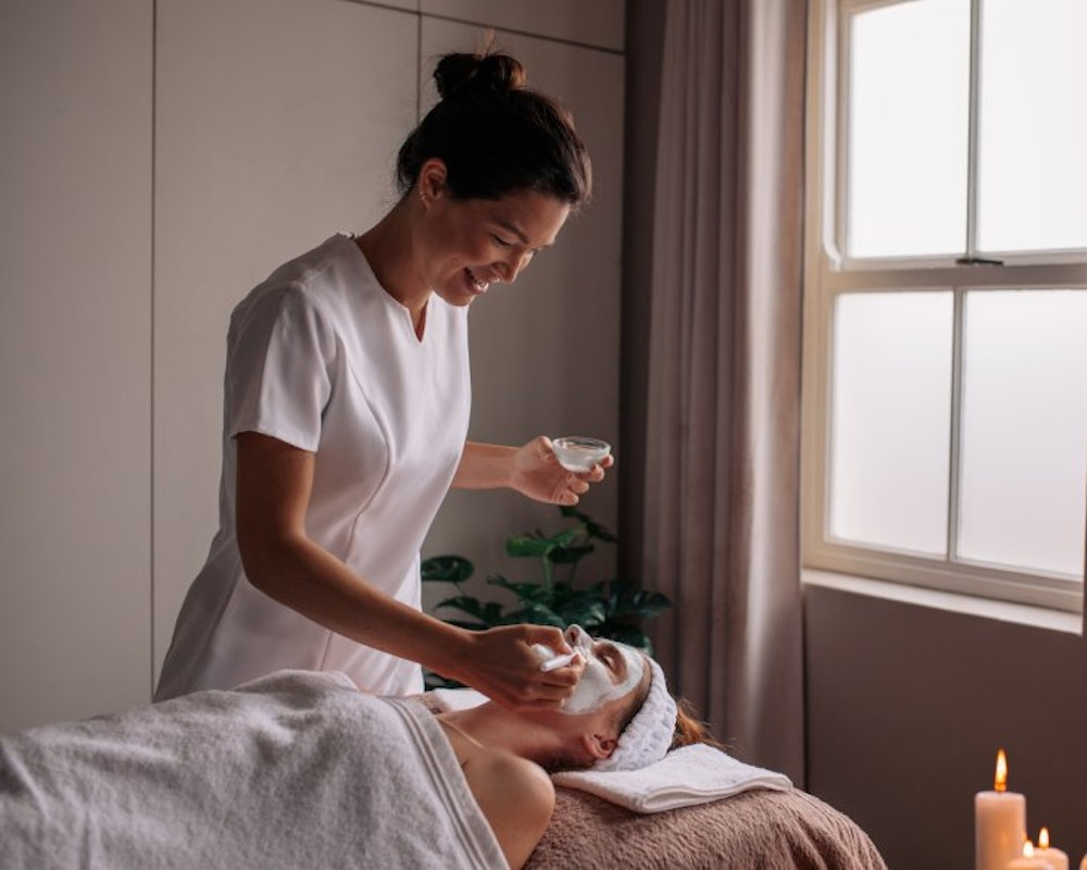 Mobile Beauty Therapist